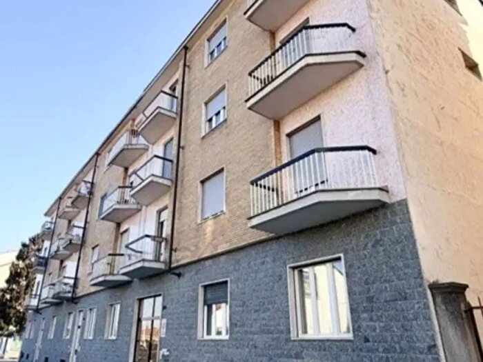 Appartamento trilocale in vendita in Strada San Mauro, Torino