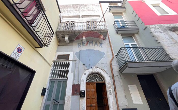 Casa trilocale in vendita in Santeramo In Colle