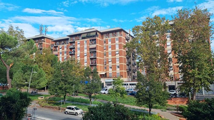 Appartamento quadrilocale in vendita in Piazza Ateneo Salesiano, Roma