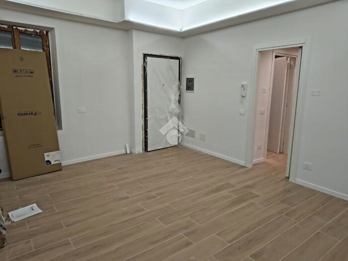 Appartamento trilocale in vendita in Via Brescia, Cesano Maderno