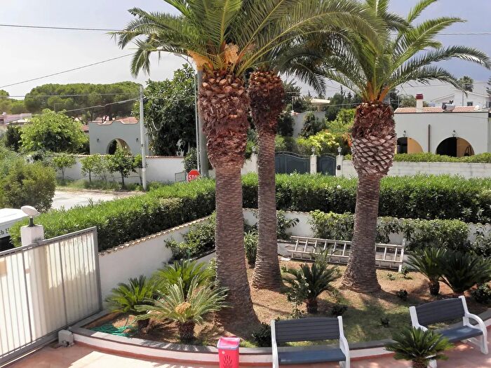 Casa con 14 locali in vendita in Siracusa