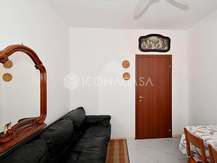 Appartamento trilocale in vendita in Via Cosimo del Fante c, Legnano