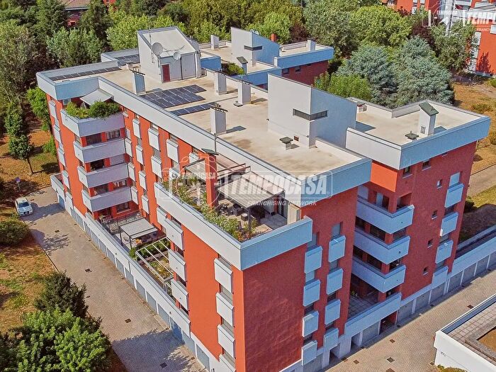 Appartamento trilocale in vendita in Via Gran Paradiso, Arese