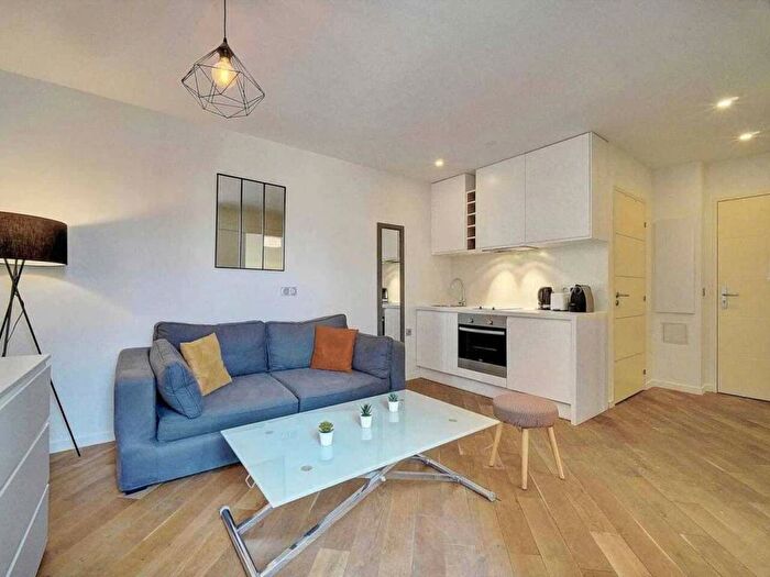 Appartamento monolocale in affitto in Rue Jean Joseph Méro, Cannes
