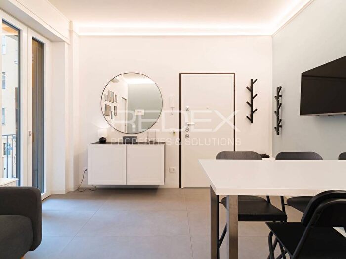 Appartamento bilocale in affitto in Viale Andrea Doria, Buenos Aires, Milano