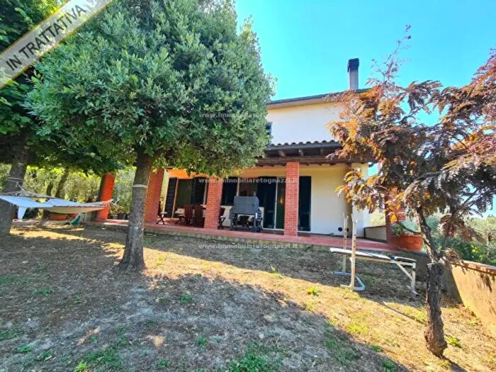 Casa con 6 locali in vendita in Zona Campagna, Castelfiorentino