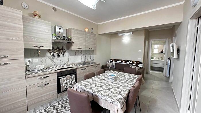 Casa trilocale in vendita in Gaeta