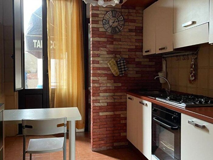 Appartamento trilocale in affitto in Centro, Aci Castello