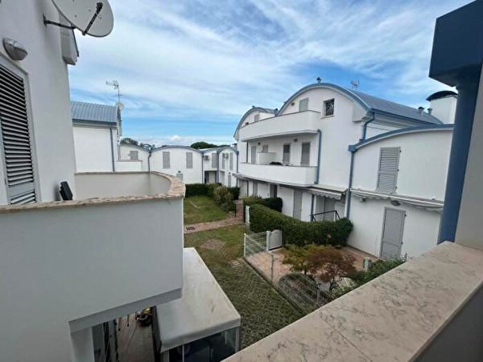 Casa quadrilocale in vendita in Viale dei Tigli, Comacchio