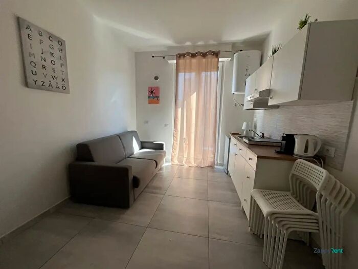 Appartamento bilocale in affitto in Via Noverasco, Opera