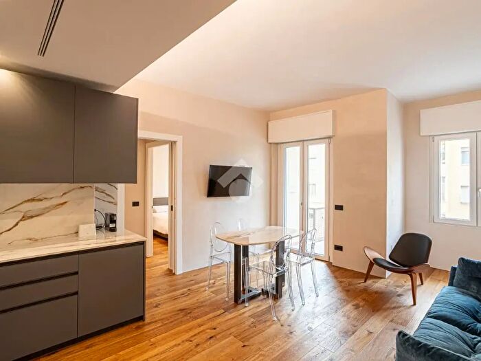 Appartamento trilocale in vendita in Via del Minatore, Verona