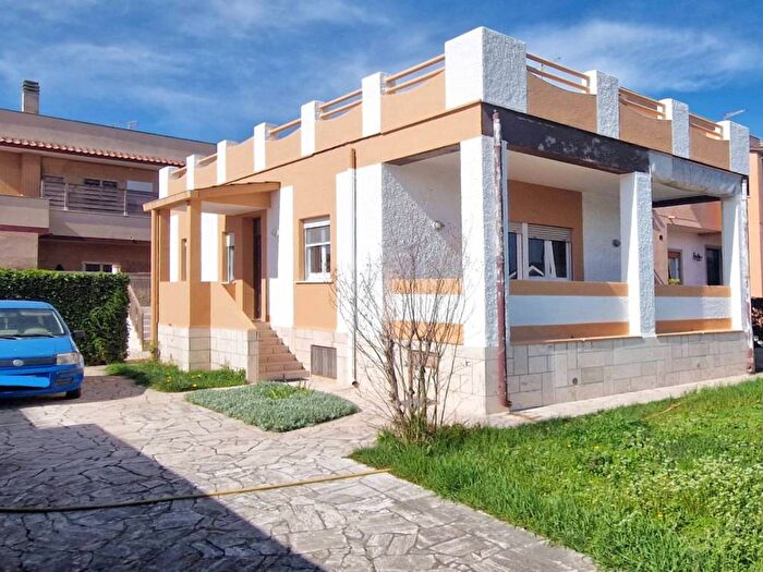 Casa quadrilocale in affitto in Via delle Fissurelle, Focene, Fiumicino