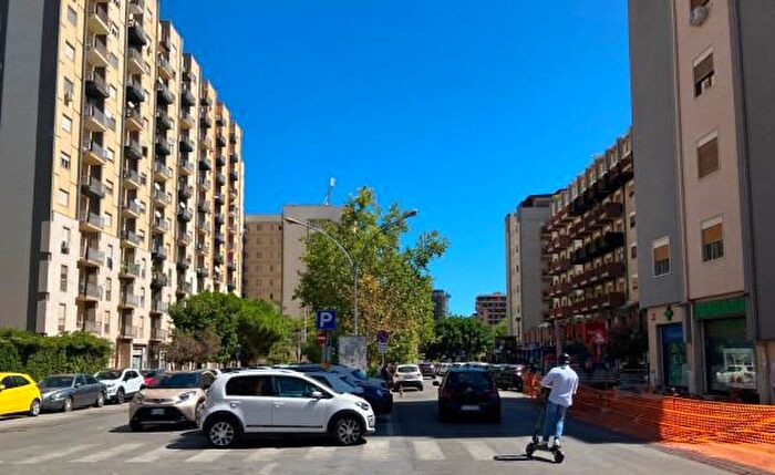 Appartamento quadrilocale in vendita in Via Enrico Fermi, Palermo