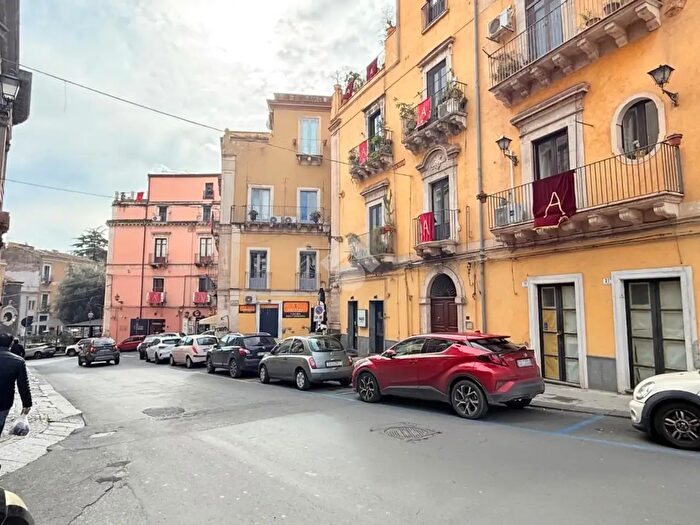 Appartamento bilocale in vendita in Via Cappuccini, Catania