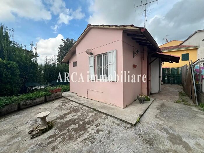 Casa trilocale in vendita in Massarosa