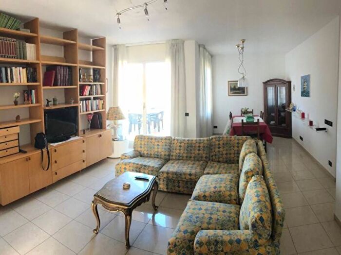 Casa con 5 locali in affitto in Sarzanello San Lazzaro, Sarzana