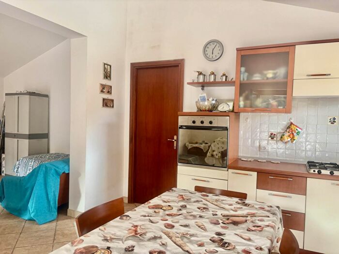 Appartamento con 5 locali in vendita in Tarquinia