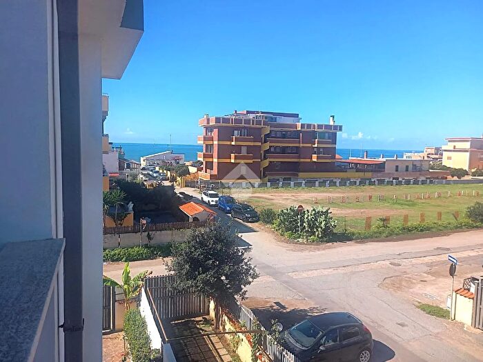 Appartamento bilocale in vendita in Via Brescia, Ardea