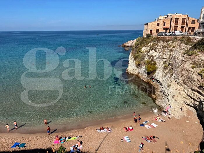 Appartamento trilocale in vendita in Via Benedetto Saputo, Terrasini