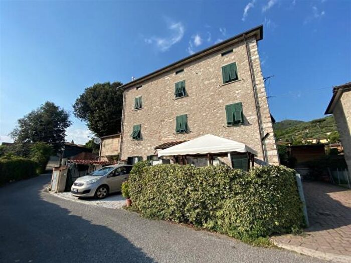 Appartamento bilocale in vendita in Pietrasanta