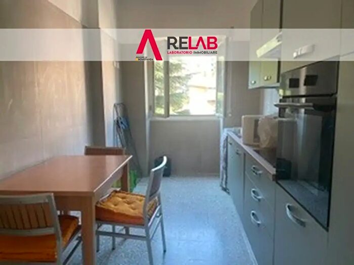 Appartamento con 9 locali in affitto in Via di Valle Melaina, Roma