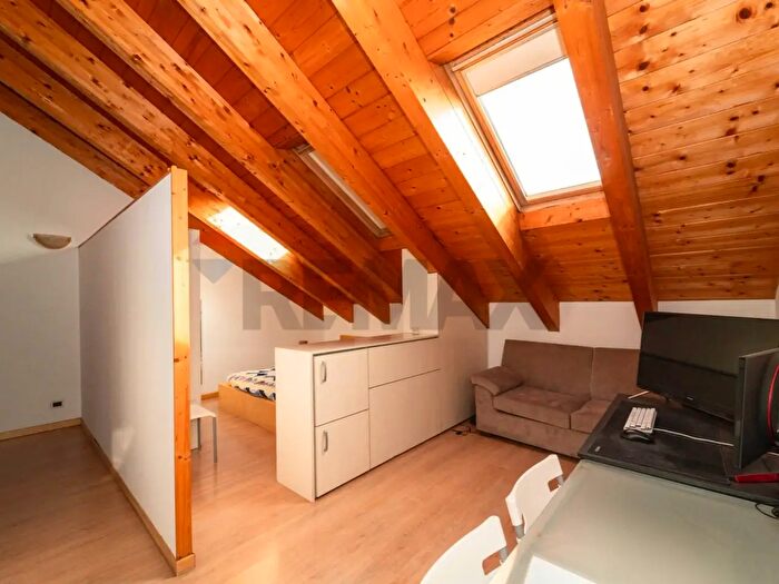 Appartamento monolocale in vendita in Corso Svizzera, Torino