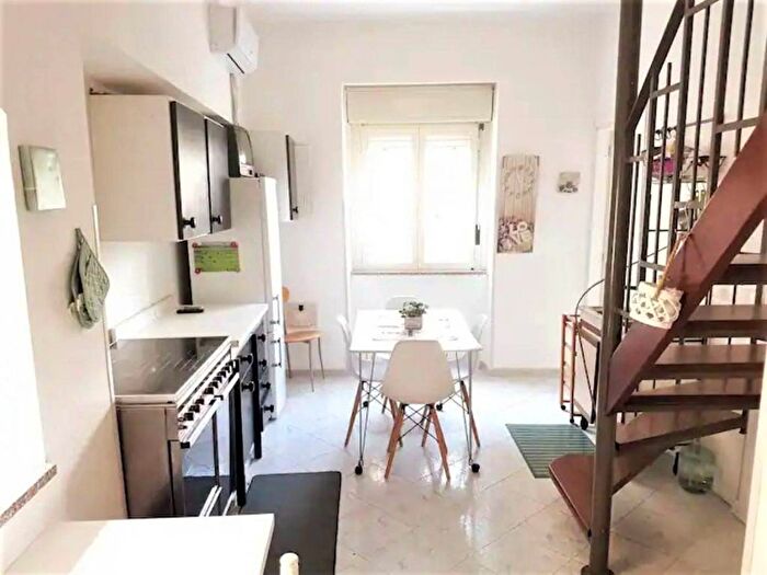 Appartamento con 5 locali in affitto in Catanzaro Lido, Catanzaro