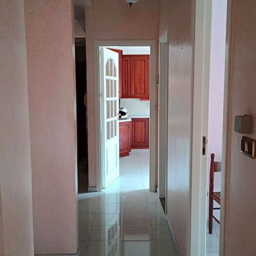 Appartamento quadrilocale in vendita in Via Cavalieri, Barcellona Pozzo Di Gotto