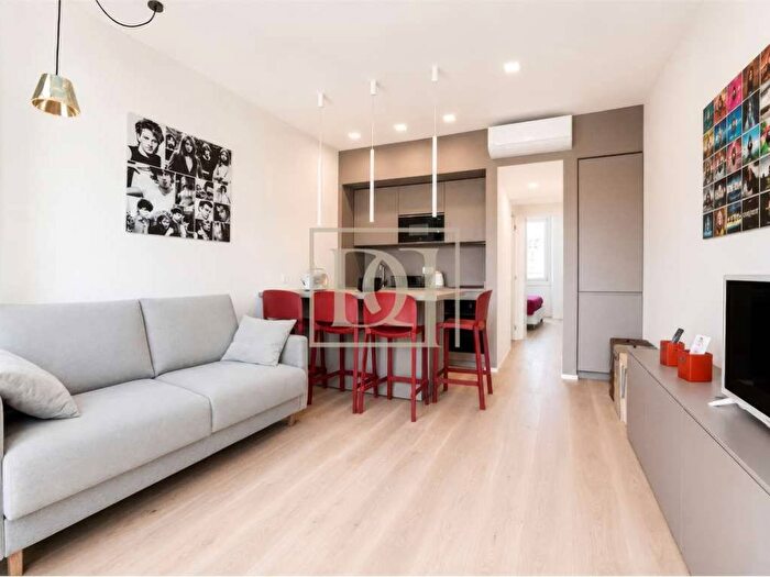 Appartamento bilocale in affitto in Via Pietro Borsieri, Isola, Milano