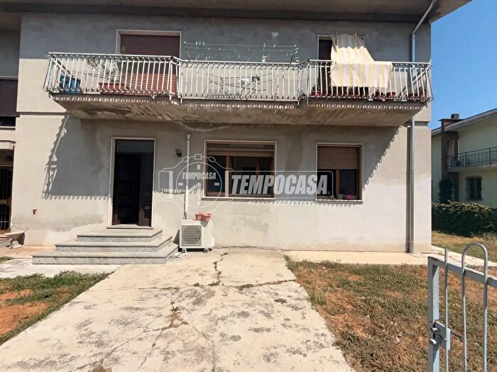 Appartamento trilocale in vendita in Via P Togliatti, Sarmato