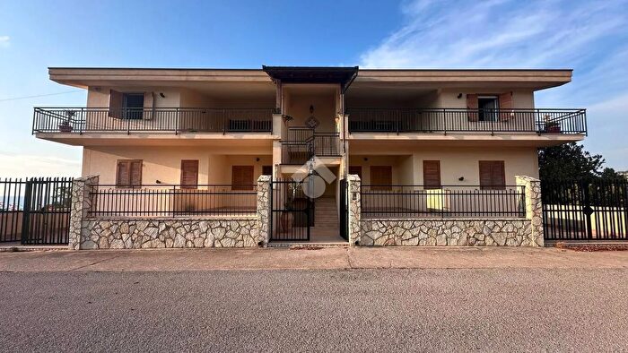 Casa trilocale in vendita in Via Corsica, Alcamo