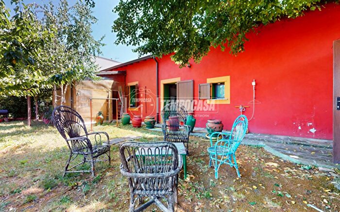 Casa con 5 locali in vendita in Reggio Emilia