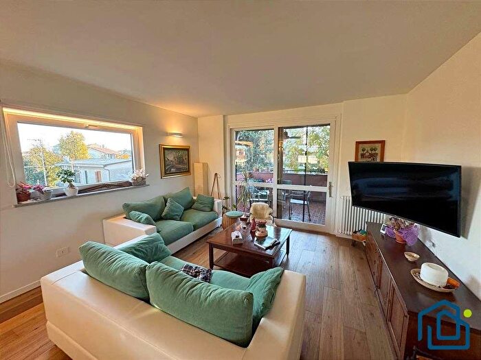 Appartamento trilocale in vendita in Via San Cristoforo, Bareggio