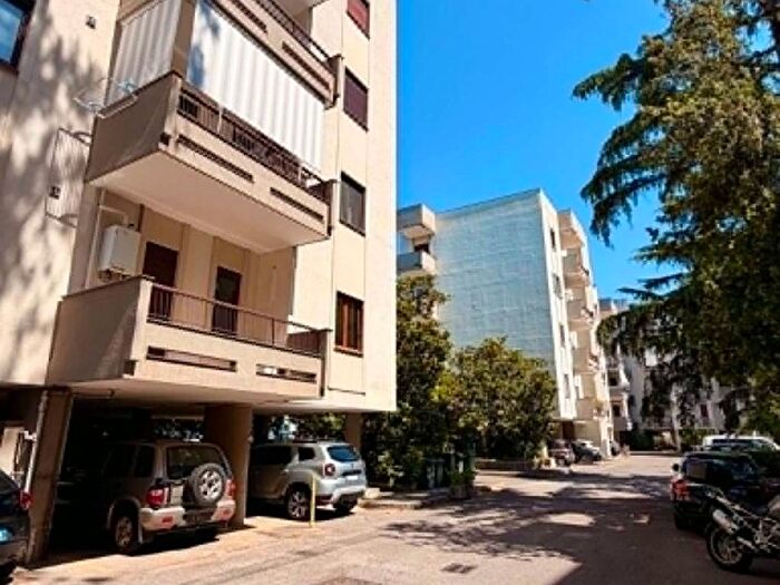 Appartamento quadrilocale in affitto in Viale Richard Wagner, Arbostella Arechi, Salerno