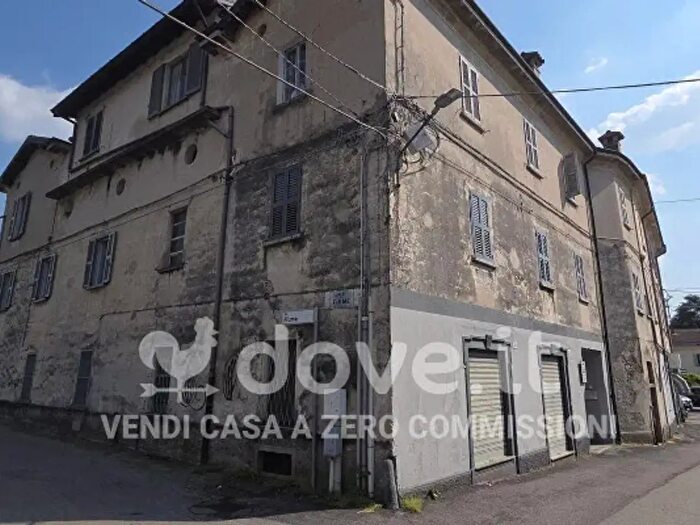 Appartamento bilocale in vendita in Via Giuseppe Verdi, Cittiglio