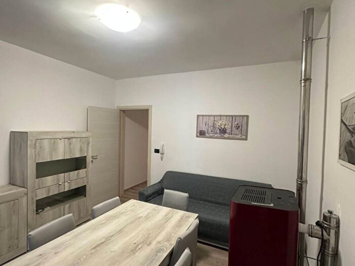 Appartamento con 5 locali in affitto in Via Achille Grandi, Centro, Veglie