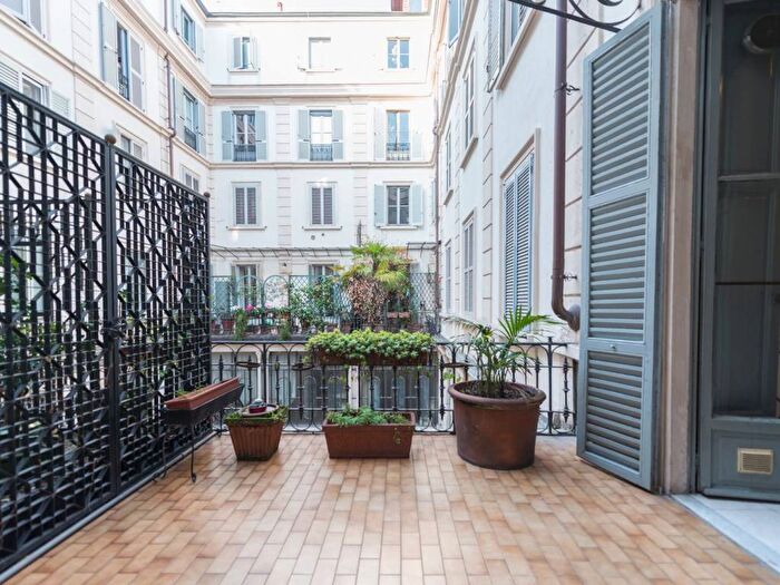 Appartamento bilocale in affitto in Piazza Guglielmo Oberdan, Porta Venezia, Milano