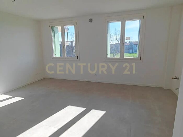 Appartamento trilocale in vendita in Via Toffanelle Nuove, Zevio