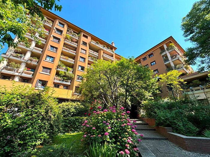 Appartamento bilocale in affitto in Via Valenza, Navigli Darsena, Milano