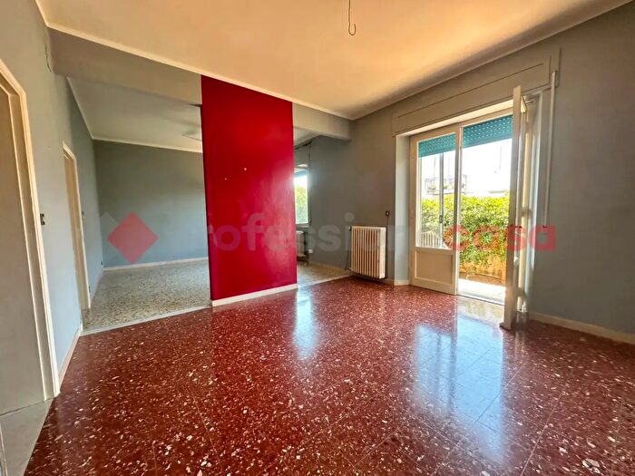 Appartamento con 5 locali in vendita in Livorno