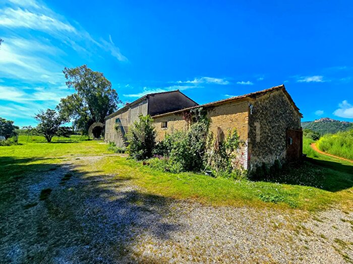Casa con 8 locali in vendita in Località Vaticino, Castiglione Della Pescaia