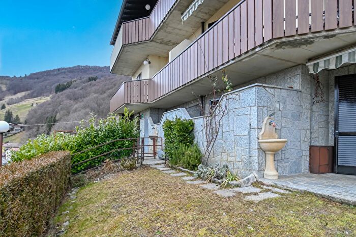 Appartamento trilocale in vendita in Via Cantul, Aviatico