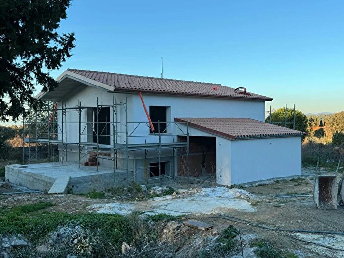 Casa con 5 locali in vendita in Livorno