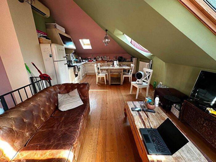 Casa trilocale in affitto in Via Gentilino, Corso San Gottardo, Milano