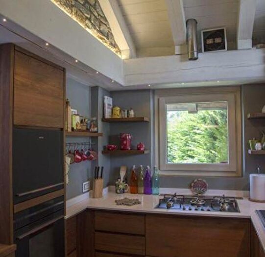 Casa con 6 locali in vendita in Villair, La Salle