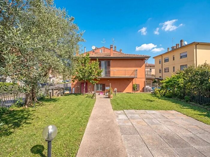 Appartamento con 6 locali in vendita in Strada Tuderte, Perugia