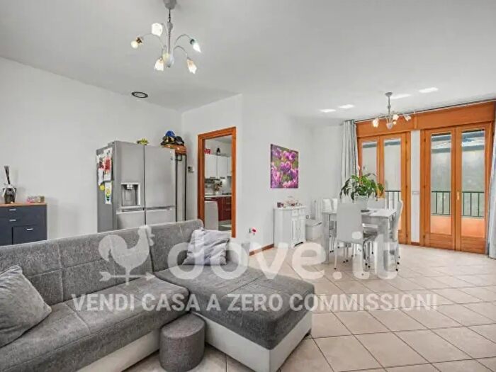 Appartamento quadrilocale in vendita in Via Vallona, Codevigo