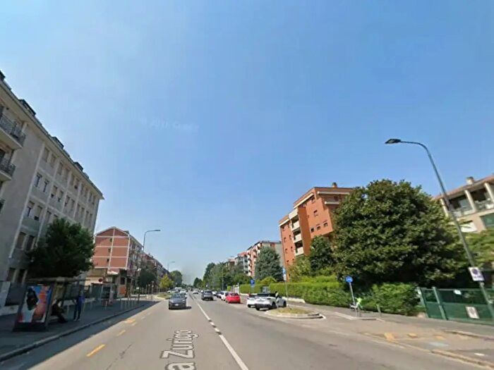 Appartamento trilocale in affitto in Via Zurigo, Milano