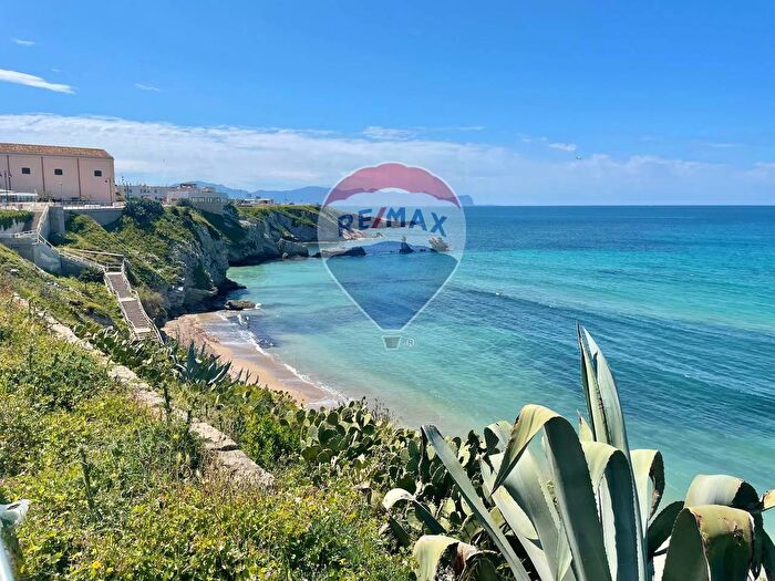 Appartamento bilocale in vendita in Via Benedetto Saputo, Terrasini