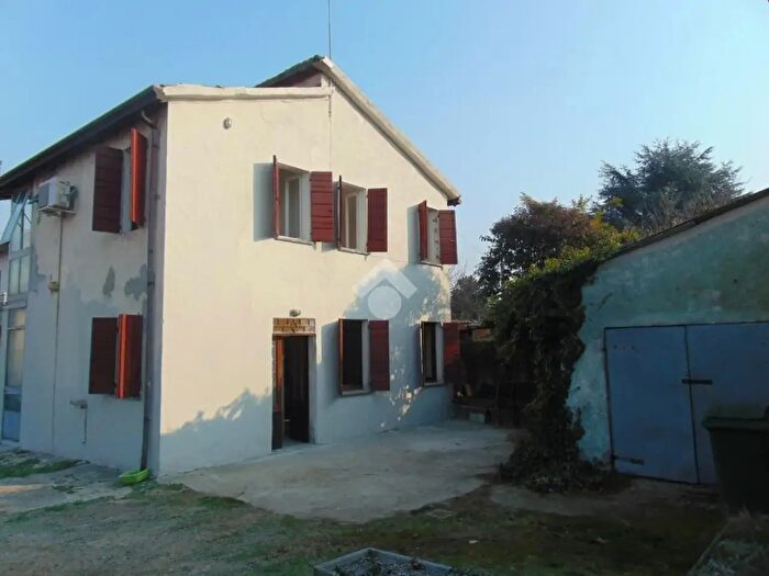 Casa con 6 locali in vendita in Via Cristo, Piove Di Sacco